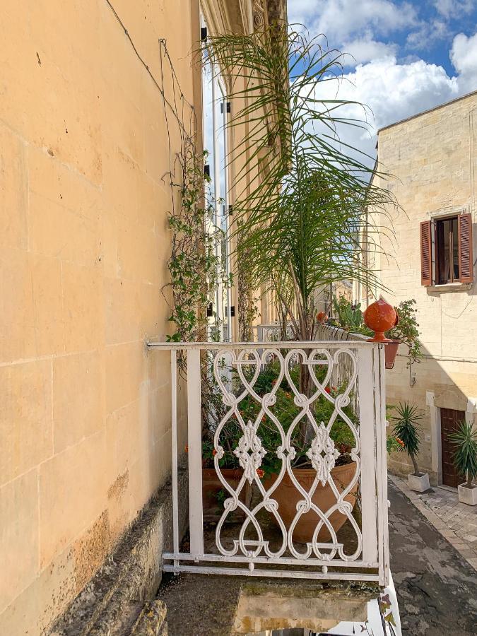 4 Balconi Rooms-Boutique B&B Lecce Exterior photo