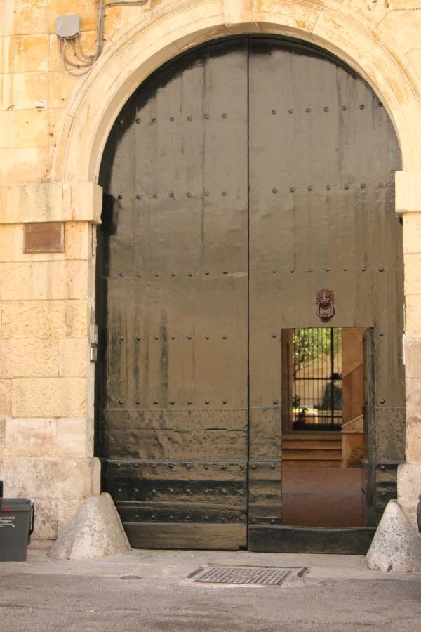 4 Balconi Rooms-Boutique B&B Lecce Exterior photo