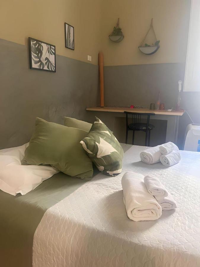 4 Balconi Rooms-Boutique B&B Lecce Exterior photo